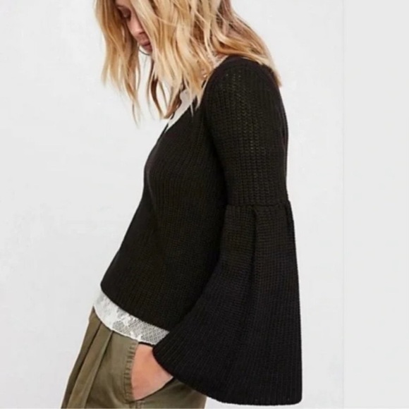 Free People Damsel Black Bell Sleeve Knit Sweater size medium - Picture 1 of 16